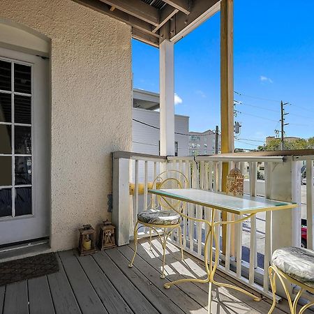 Retro Retreat In Dtsp - Explore The Downtown Area St. Petersburg Exteriér fotografie