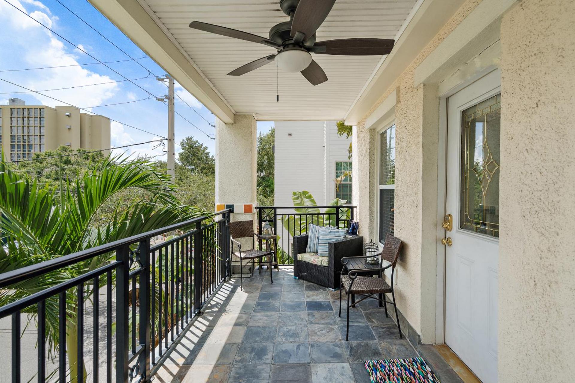 Retro Retreat In Dtsp - Explore The Downtown Area St. Petersburg Exteriér fotografie